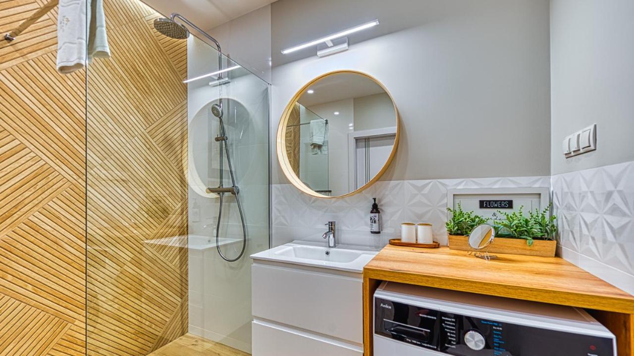 Apartamenty Vip Centrum - Wczasowa 17 By Royal Aparts Świeradów-Zdrój Esterno foto