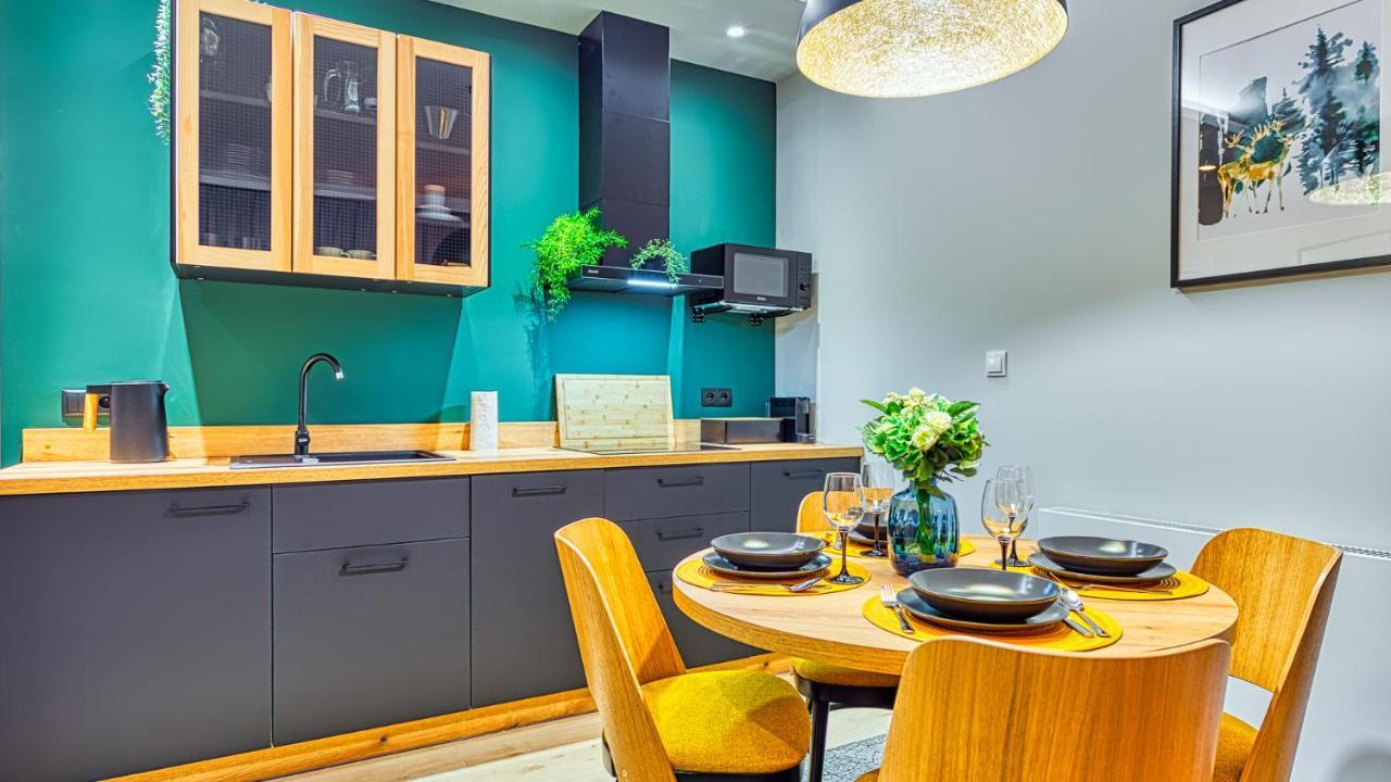 Apartamenty Vip Centrum - Wczasowa 17 By Royal Aparts Świeradów-Zdrój Esterno foto